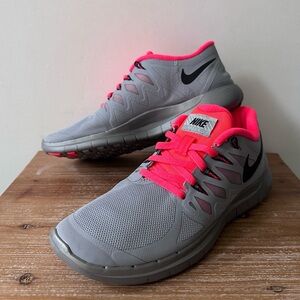 NEW! Nike | W 7 | Gray Free 5.0 Athletic Shoes